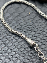 SILVER CHAIN BRACELET