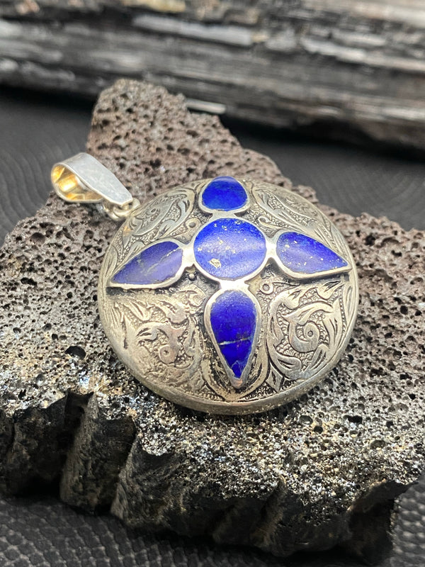 VINTAGE LAPIS AZUL PENDANT